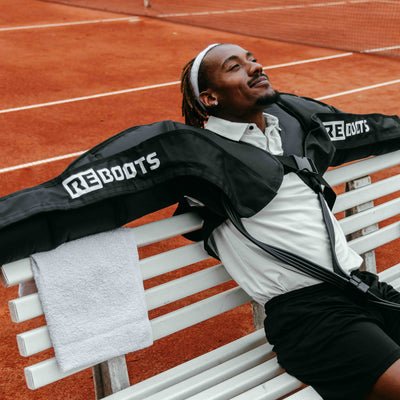 Reboots Arm Cuffs 2.0 ile spor sonrası dinlenme