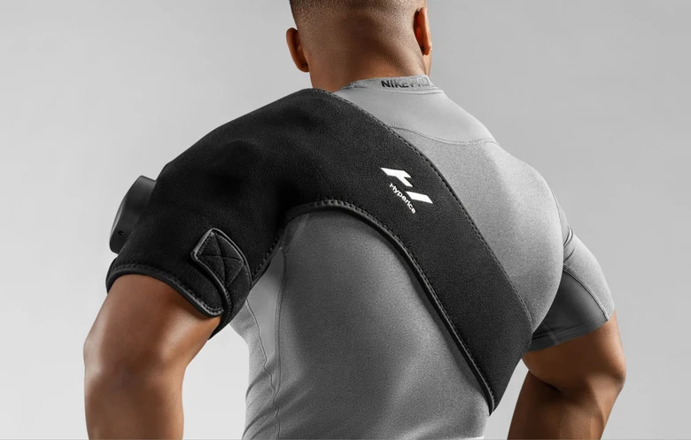 Venom 2 Shoulder omuz sargısının arkadan görünümü